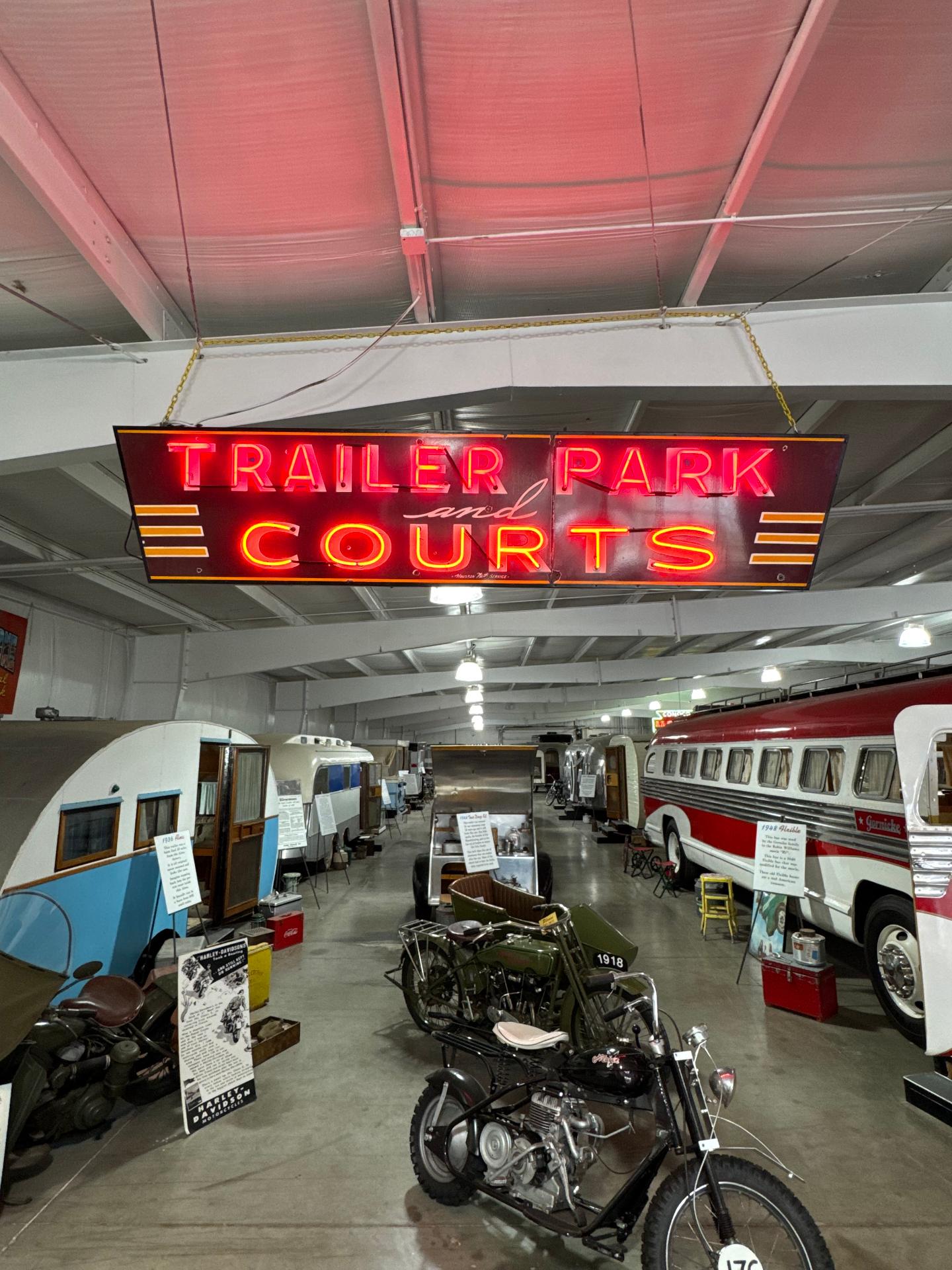 Trailer Park and Courts neon sign