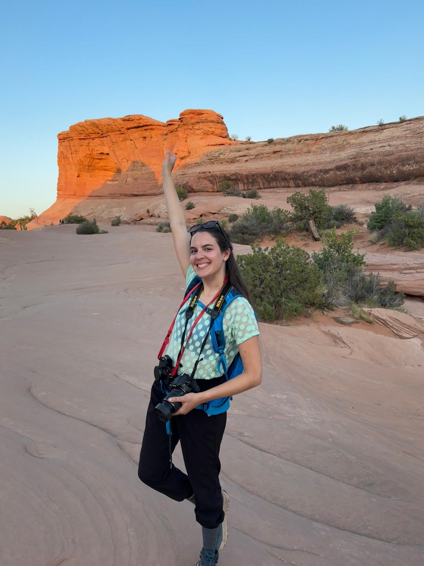 Hiking to Delicate Arch
