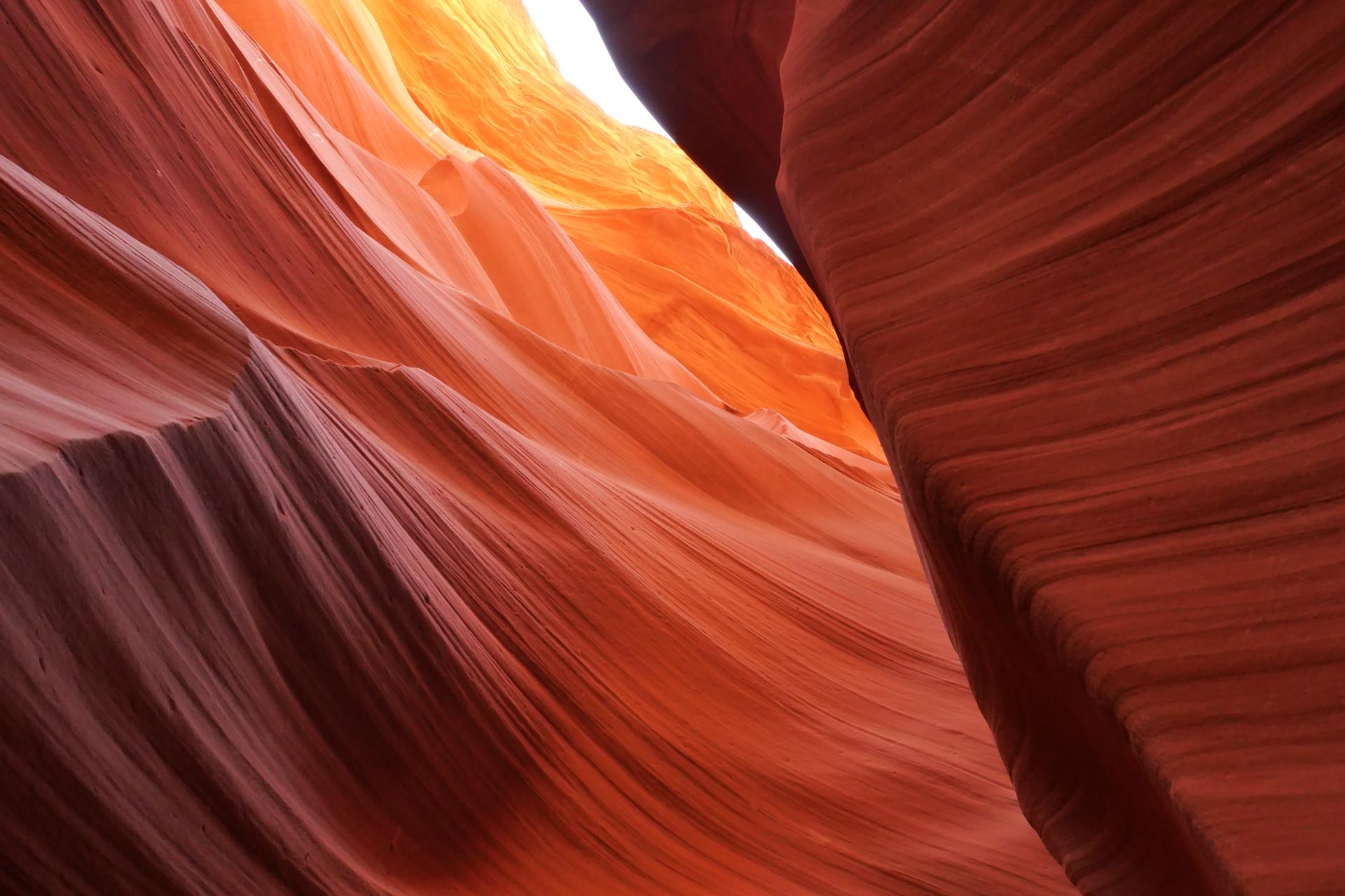 Tight corridors of color