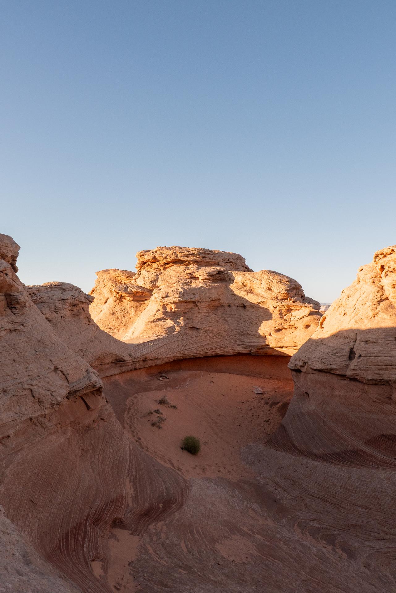 Golden hour on the sandstone