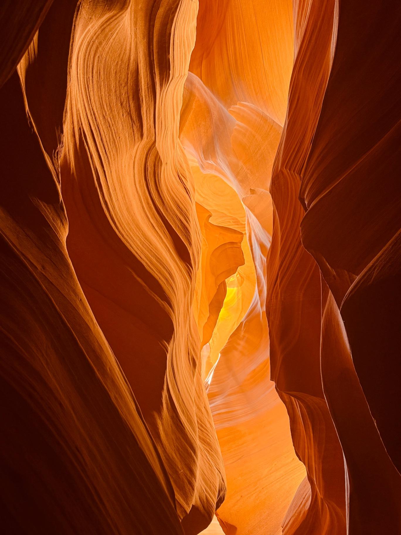 Swirling sandstone detail